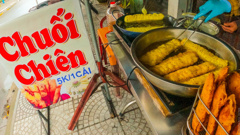 Stand de beignets de banane à Hoi An au Vietnam